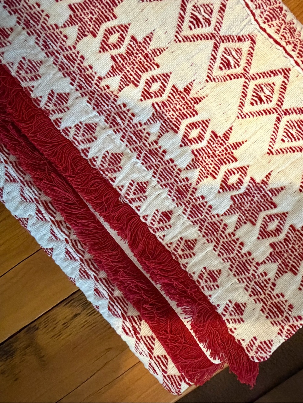 World Market Table Runner, 72” x 13”, Cream with Red Trim, Barely Used - Picture 5 of 8